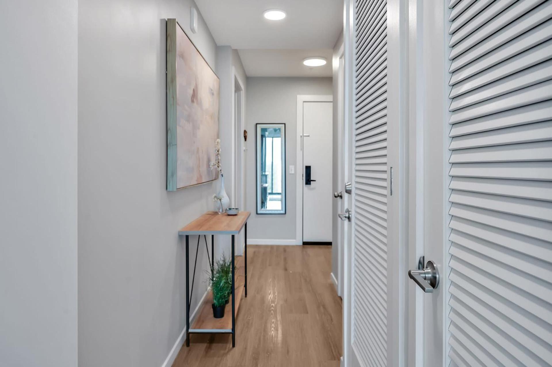High-Rise Apt Raleigh Free Parking & Sunset View 1 Exterior photo